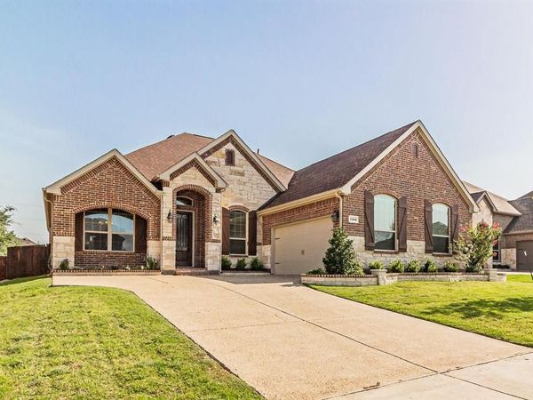 9458 Robinwoods Drive, Frisco, TX 75035