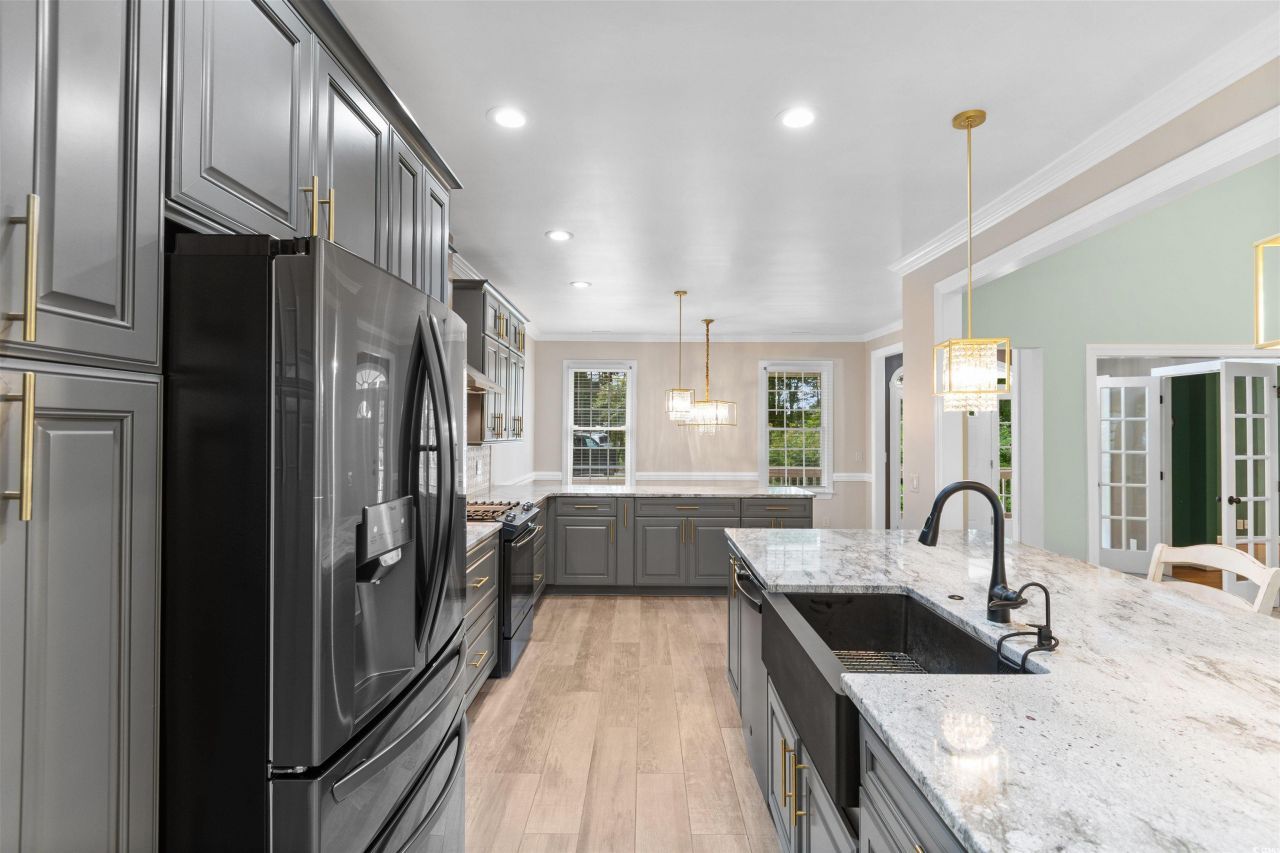 2544 Lake Vista Dr.  Photo 13