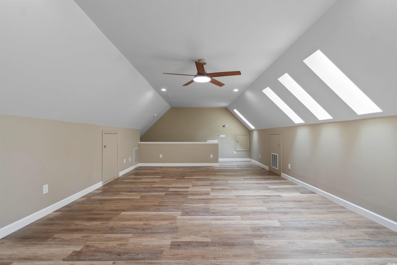 2544 Lake Vista Dr.  Photo 28