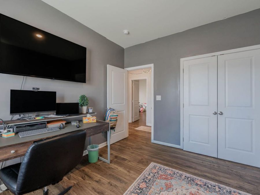 Property Image 27
