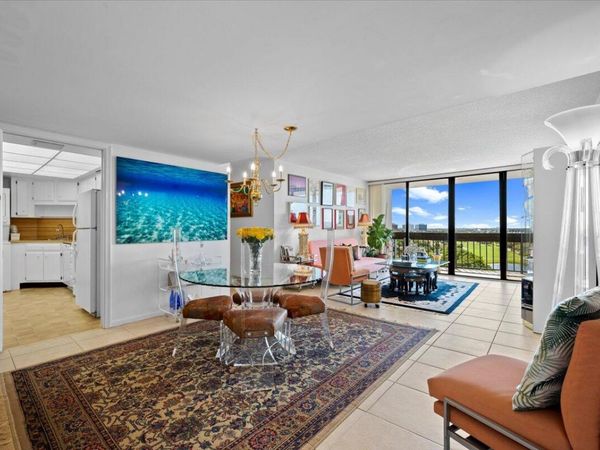 2400 Presidential Way, Unit 1005, West Palm Beach, FL 33401