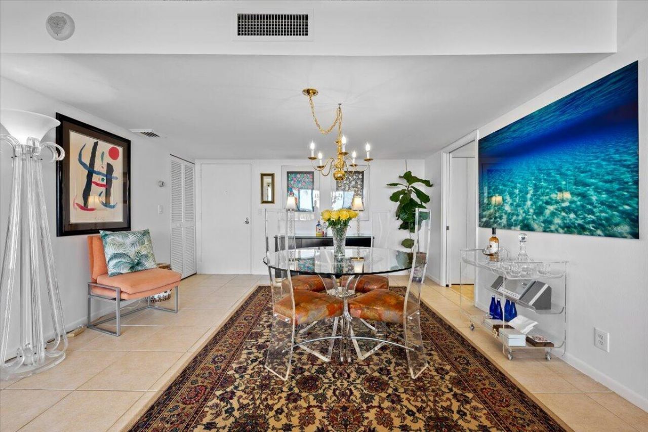 2400 Presidential Way, Unit 1005, West Palm Beach, FL 33401 Photo