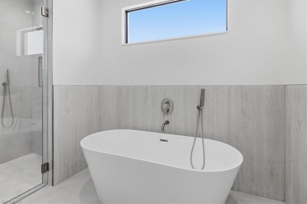 2220 SW 50th Ln, Cape Coral, FL 33914 Photo