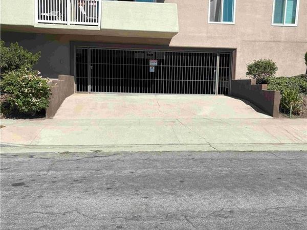23930 Los Codona Avenue, Unit 106, Torrance, CA 90505