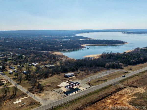 2 Highway 9 , Eufaula, OK 74462