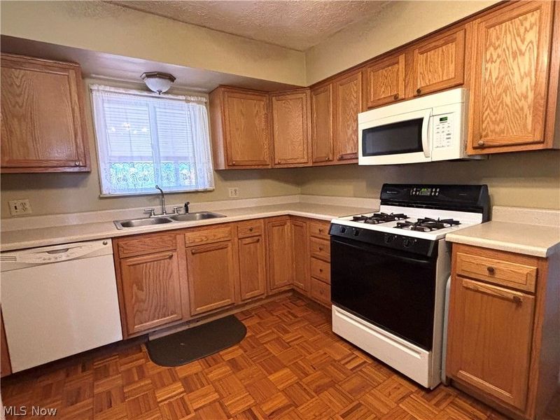 43753 Columbiana Waterford Road, Columbiana, OH 44408 Photo 9