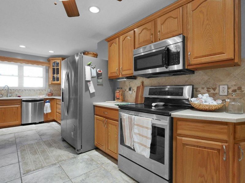 4801 Obetz Reese Road , Columbus, OH 43207 Photo 8