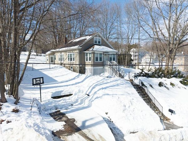 4 Stockholm St, Worcester, MA 01607