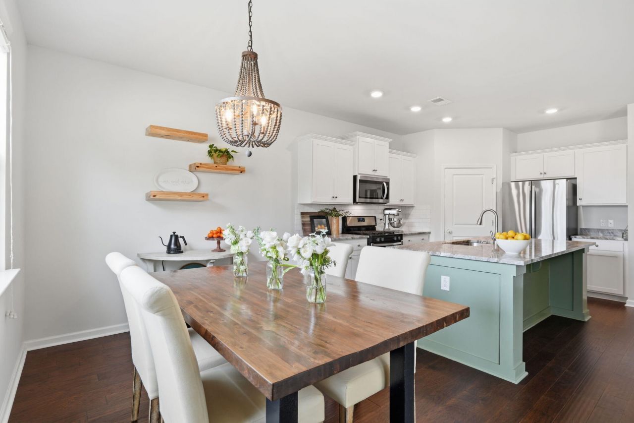 3822 Sawmill Court Photo 13