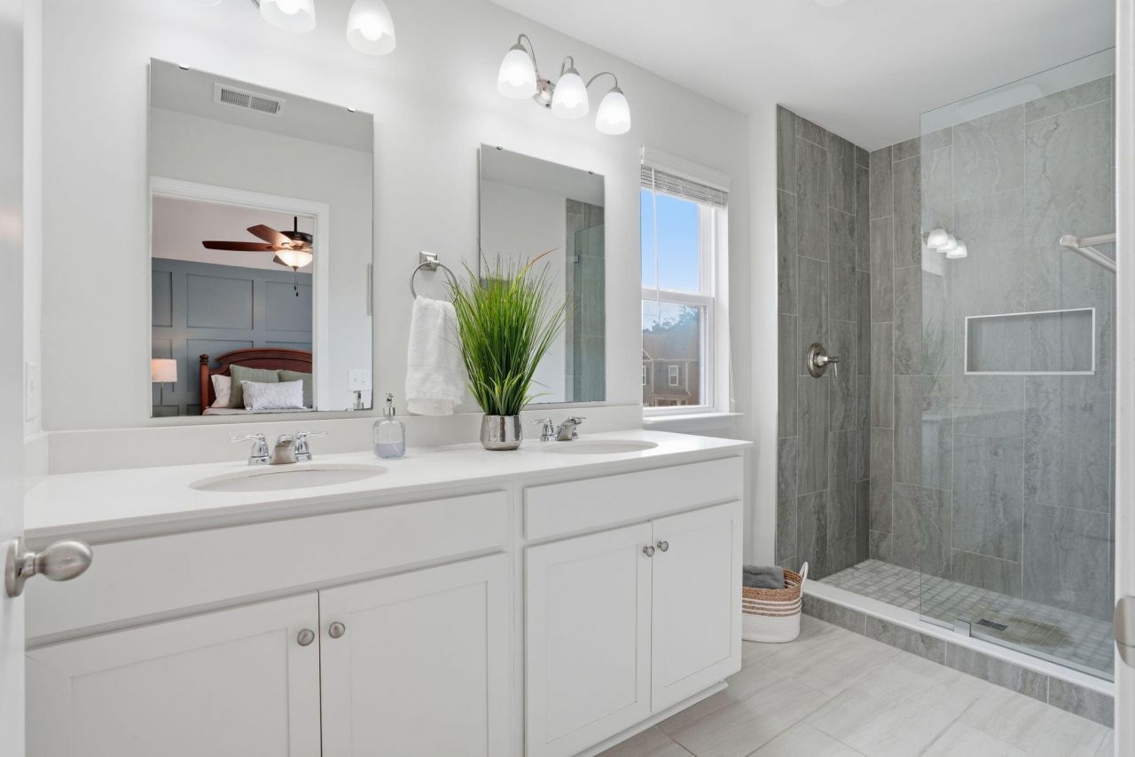 3822 Sawmill Court Photo 18