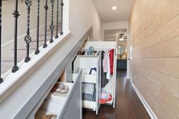 3822 Sawmill Court photo 4