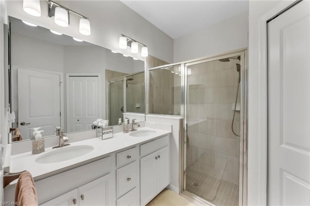 2543 Vine Ave, Naples, FL 34120 Photo