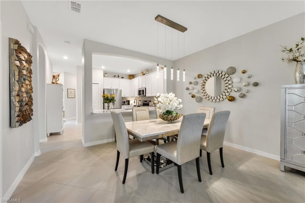 2543 Vine Ave, Naples, FL 34120 Photo