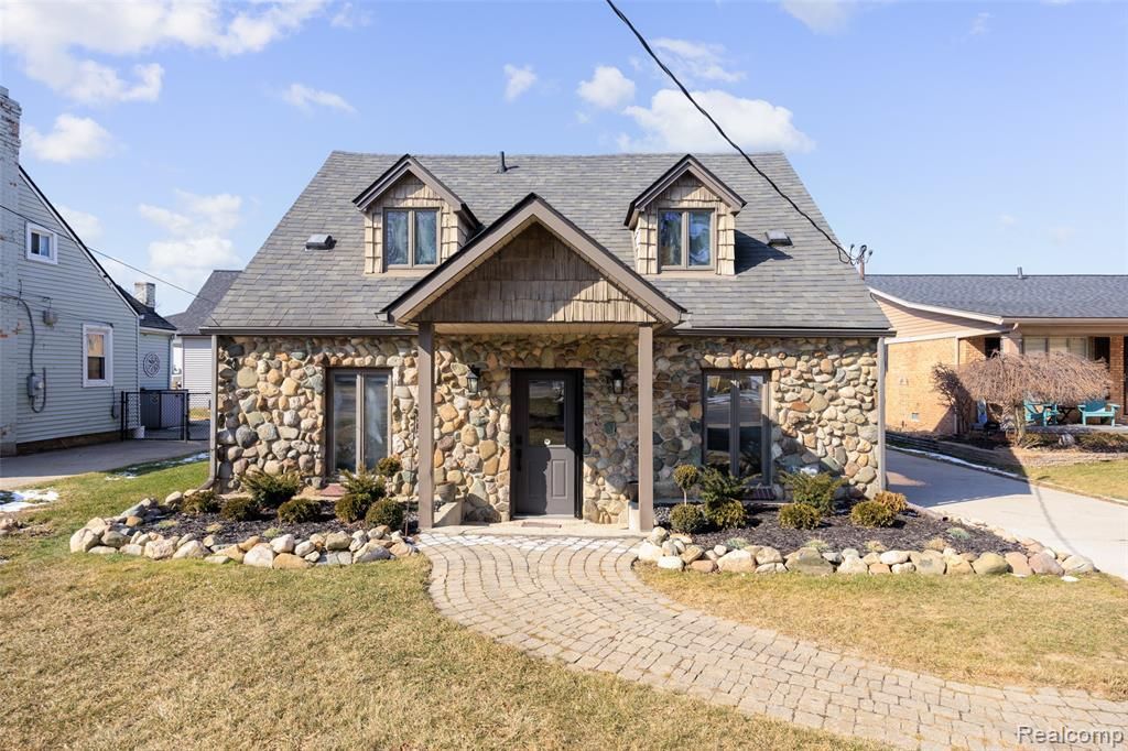 39401 Lakeshore Drive, Harrison Township, MI 48045 Main Photo