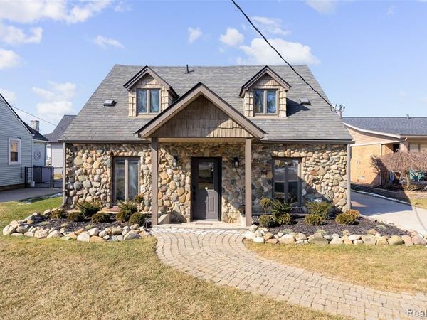 39401 Lakeshore Drive, Harrison Twp, MI 48045