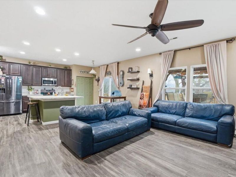 1463 Channel Place, Grove City, OH 43123 Photo 5