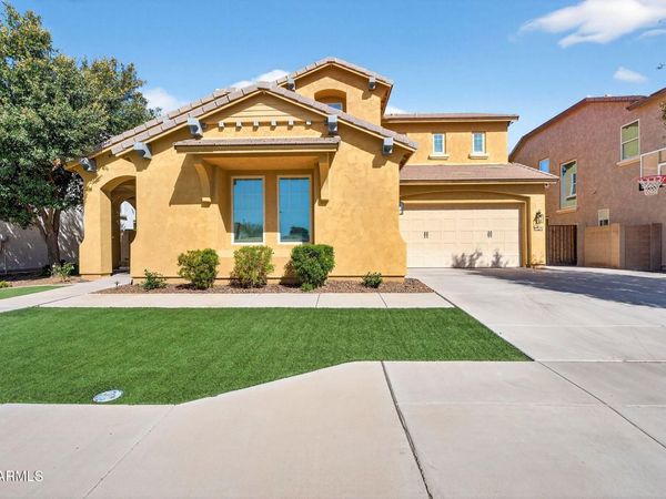 2926 E WYATT Way, Gilbert, AZ 85297