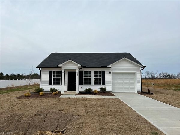 1682 Little Creek Circle, Winston-Salem, NC 27103