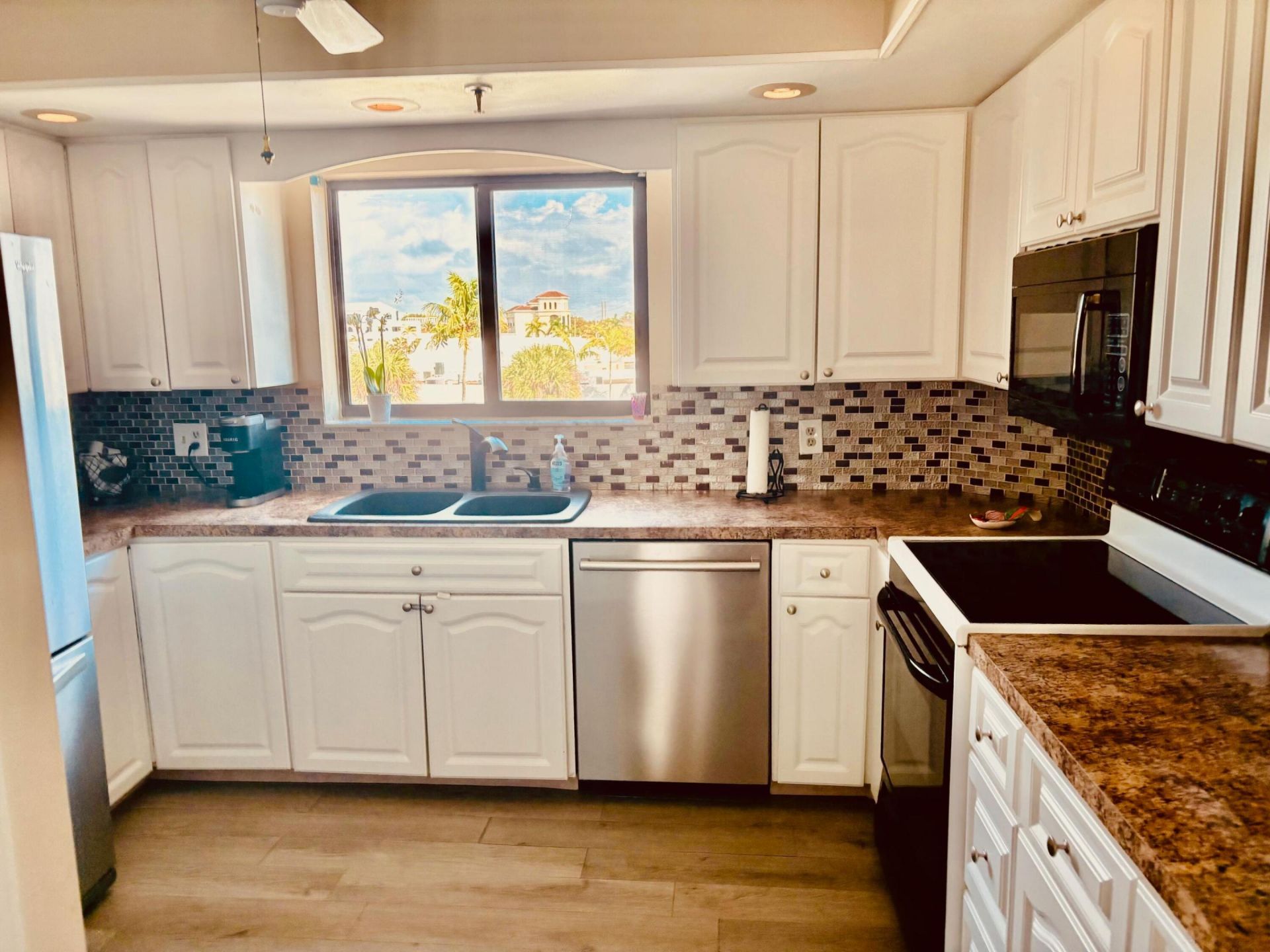 300 Golfview Road, Unit 407, North Palm Beach, FL 33408 Photo