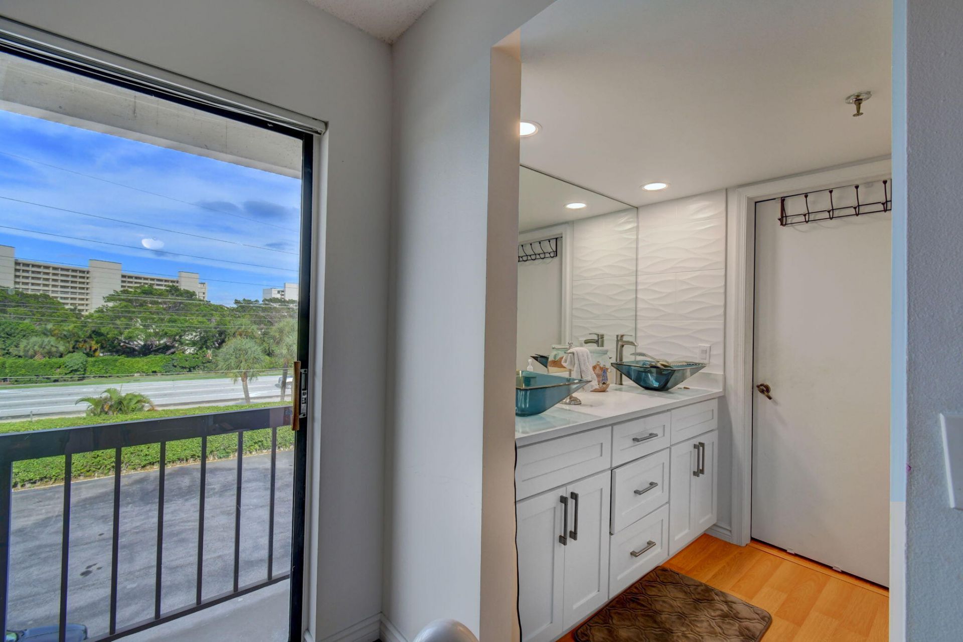 300 Golfview Road, Unit 407, North Palm Beach, FL 33408 Photo