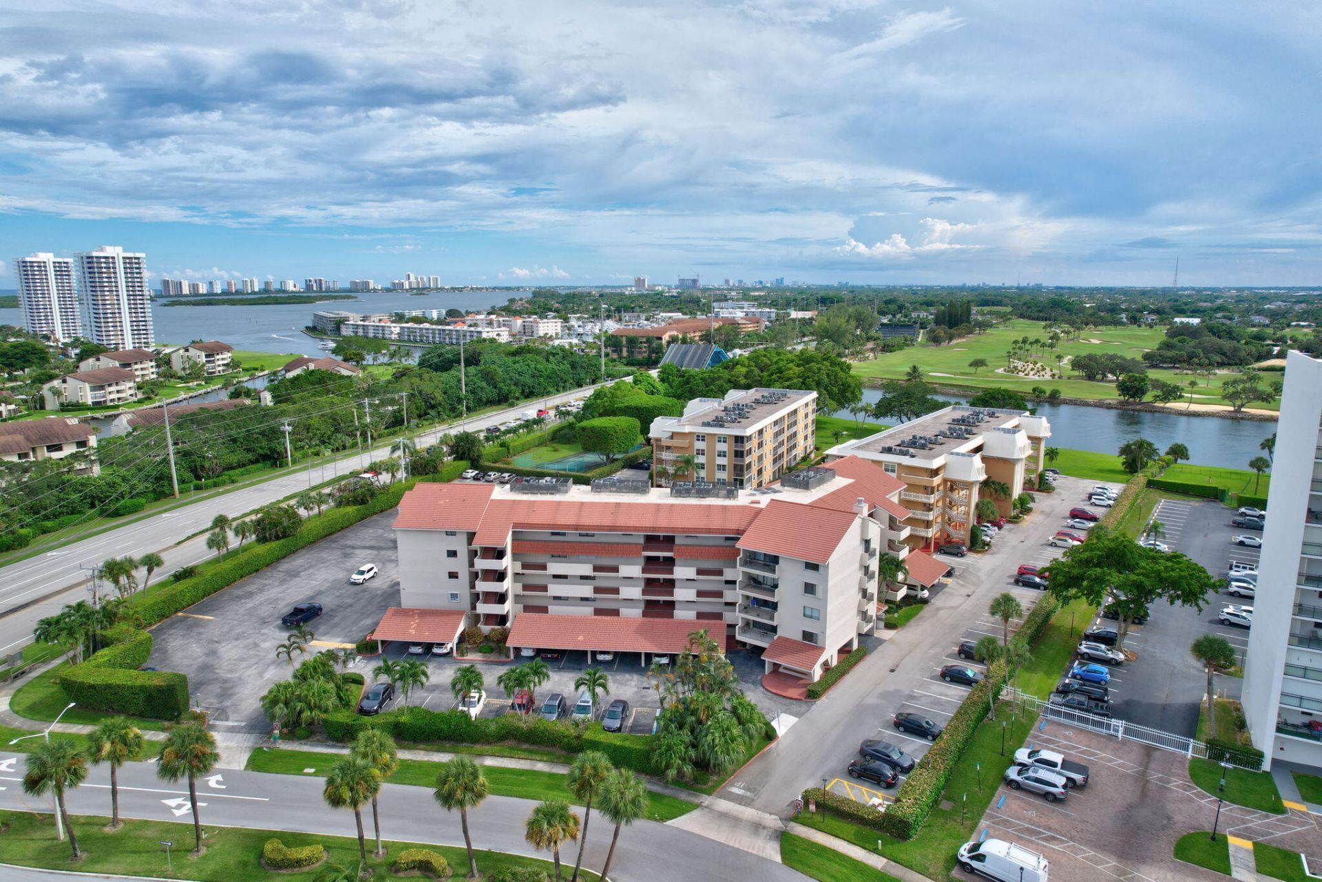 300 Golfview Road, Unit 407, North Palm Beach, FL 33408 Photo