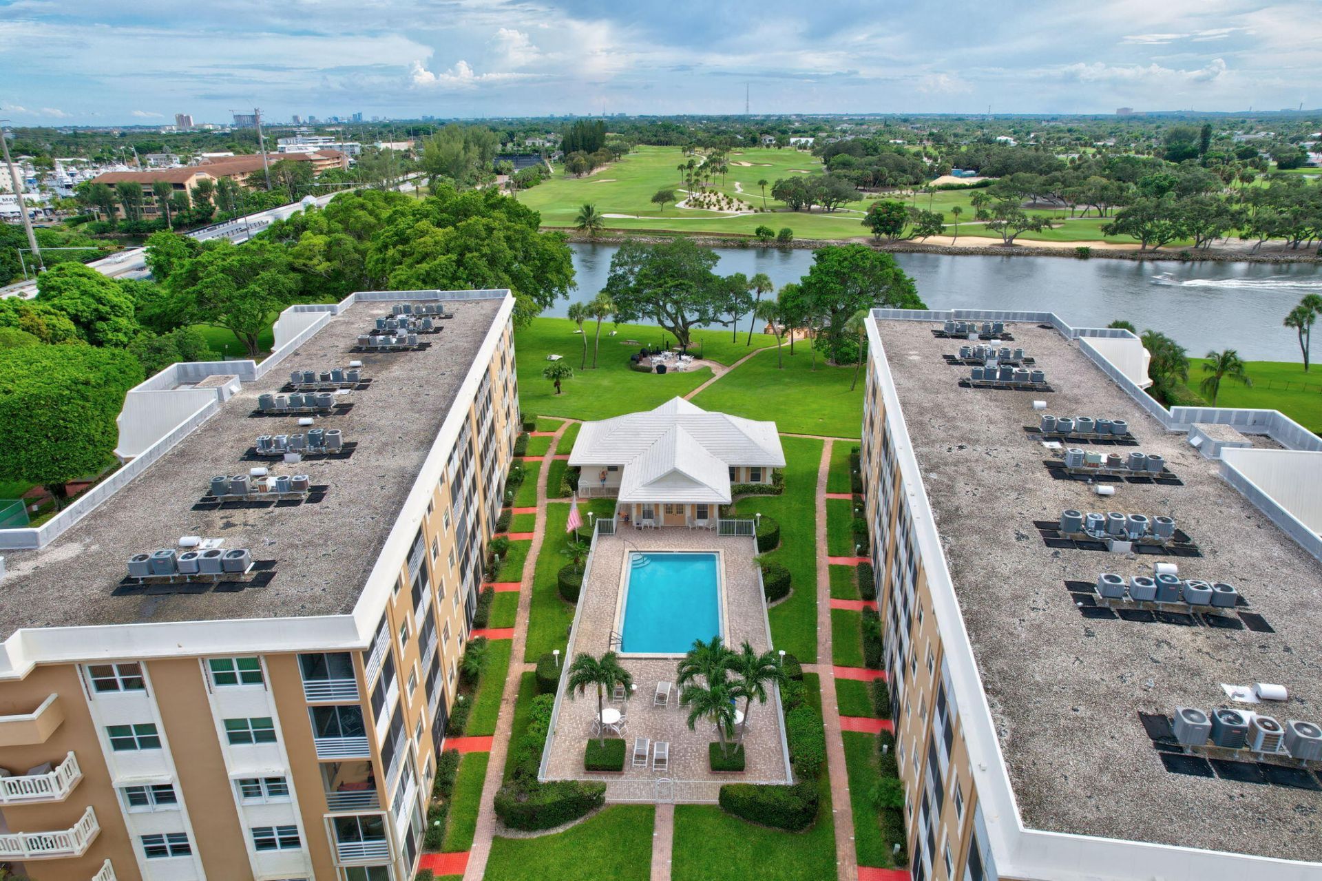 300 Golfview Road, Unit 407, North Palm Beach, FL 33408 Photo