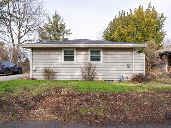 305 SE Jackson St, Pullman, WA 99163