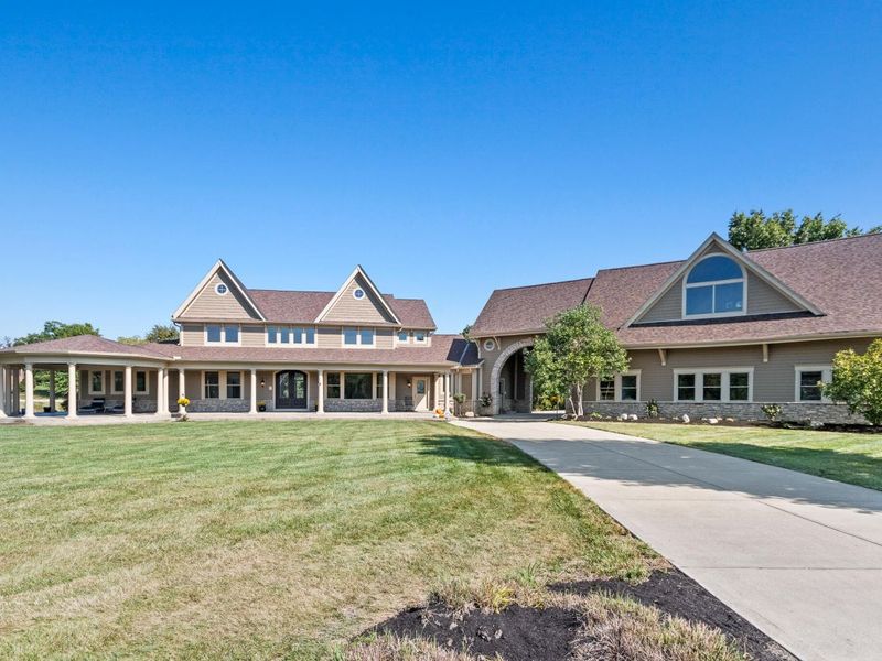 2424 Royal Castle Way, Union, KY 41091 Photo 2