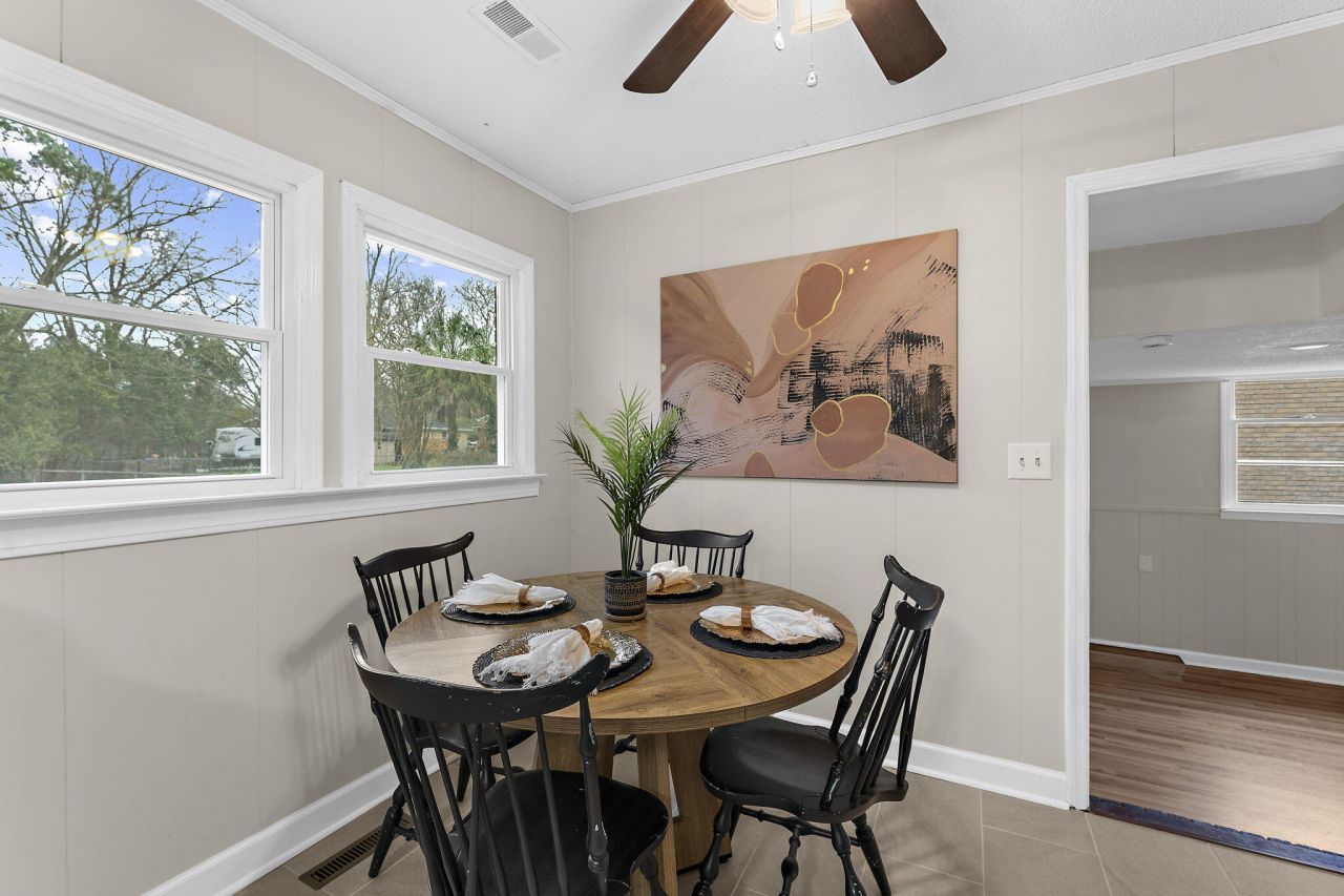 204 Falcon Drive Photo 17