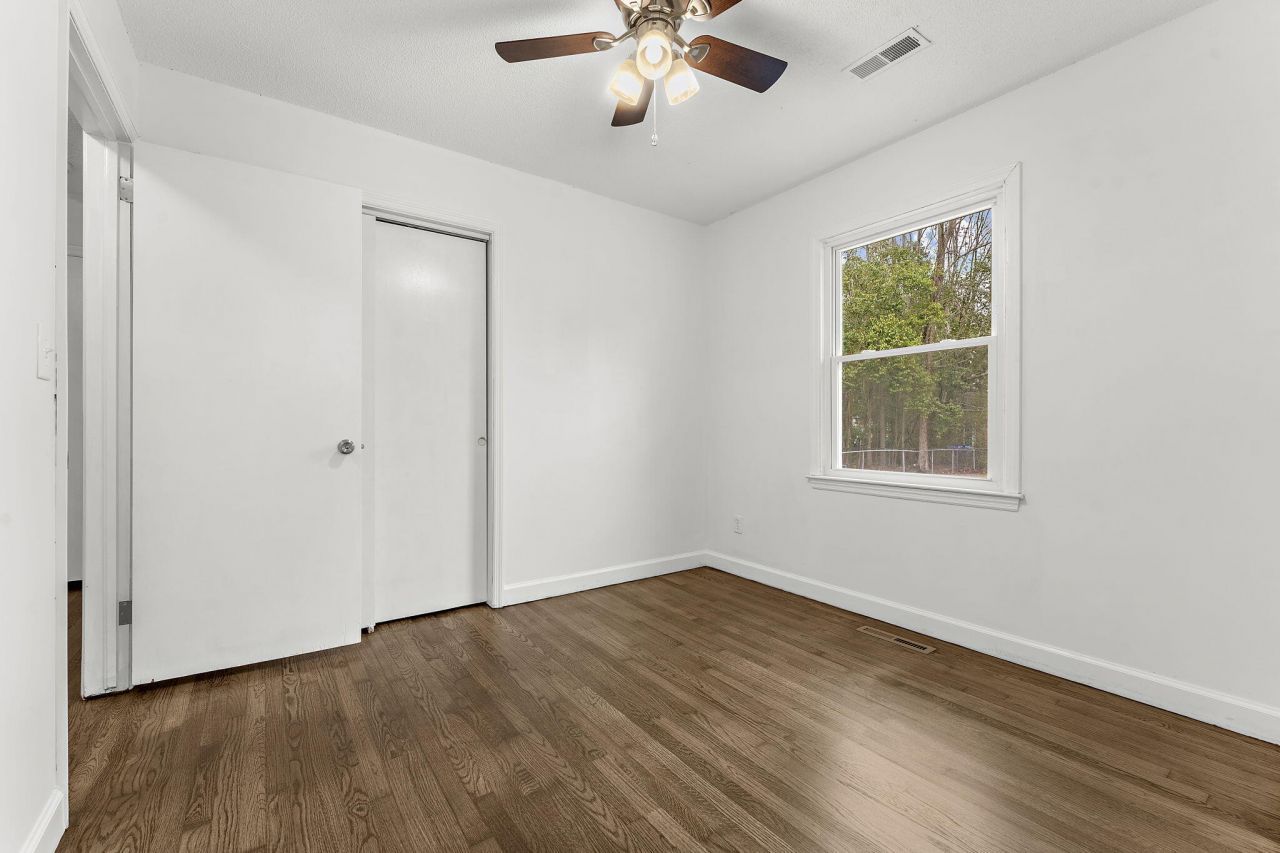 204 Falcon Drive Photo 28