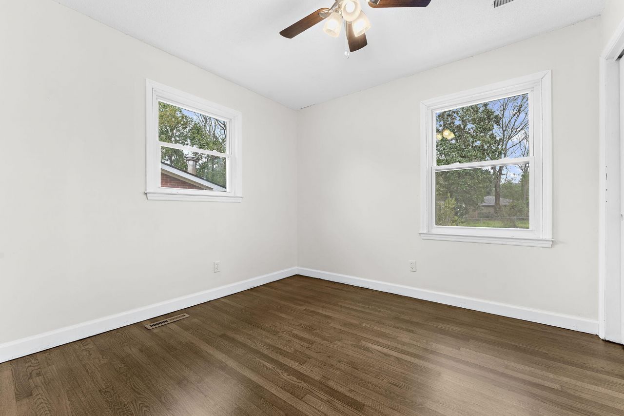 204 Falcon Drive Photo 34