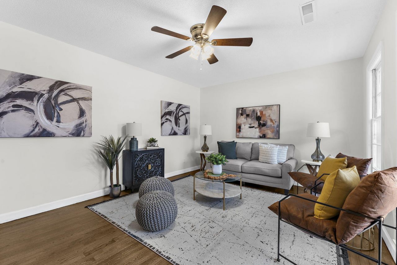 204 Falcon Drive Photo 7