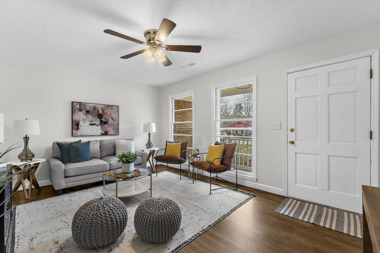 204 Falcon Drive Photo 8