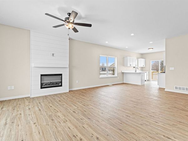 1230 Priscilla Court , North Liberty, IA 52317