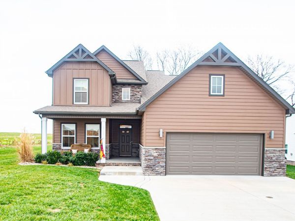 2709 Remington Trce , Clarksville, TN 37043