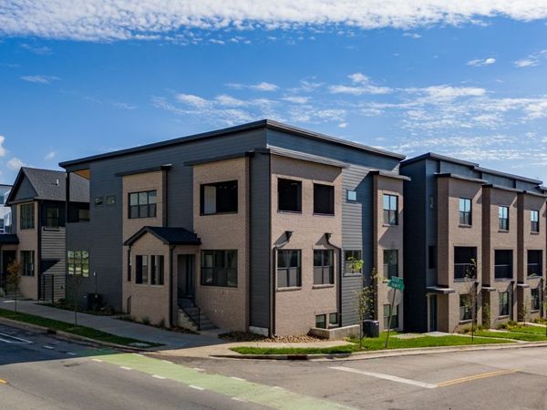 981 Dozier Pl, Unit 2, Nashville, TN 37216