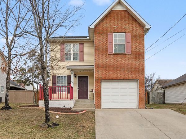 1022 Cheryl Ln, La Vergne, TN 37086