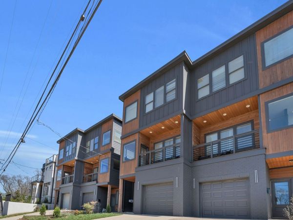 518 Weakley Ave , Nashville, TN 37207