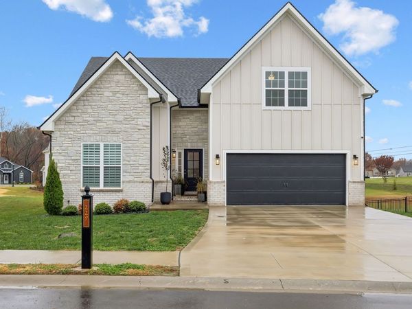 229 Bluebell Dr , Clarksville, TN 37043