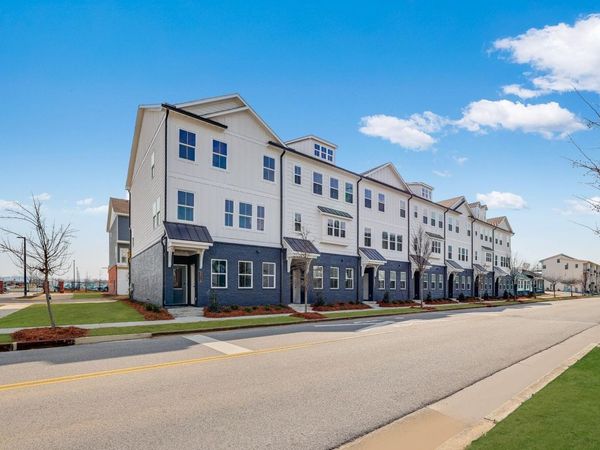 3227 Aberdeen Row , Chattanooga, TN 37407