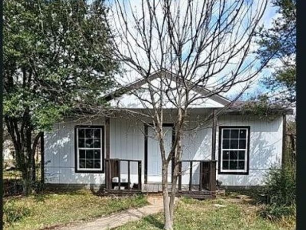 601 Royal Street, Cleburne, TX 76031