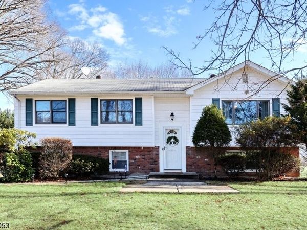 1400 Rr 208, Hawthorne, NJ 07506