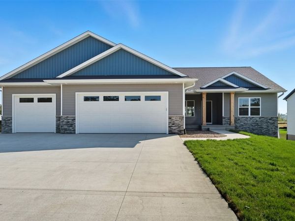 3115 PEREGRINE CT SE, Cedar Rapids, IA 52403