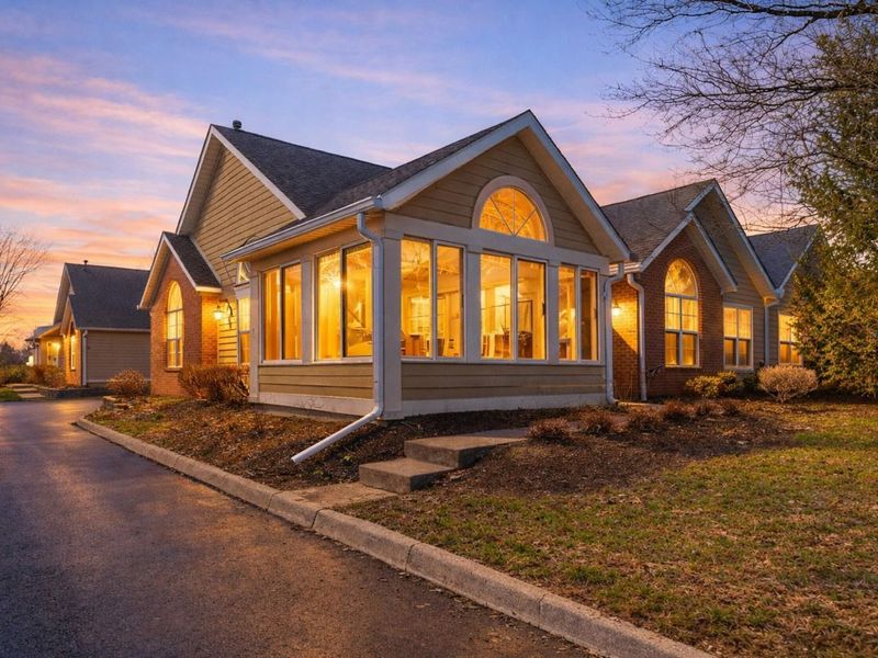 93 Green Lane , Pickerington, OH 43147 Photo 3