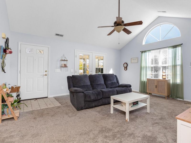 93 Green Lane , Pickerington, OH 43147 Photo 8