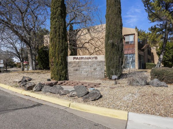 901 Country Club Drive SE, Unit APT D, Rio Rancho, NM 87124