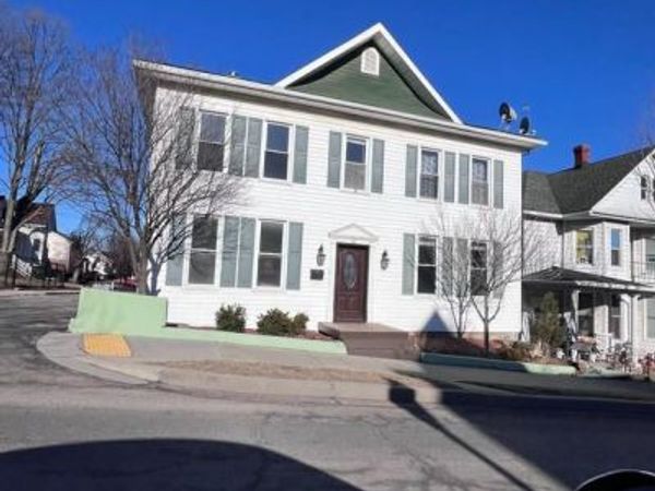 61 W MAIN STREET , FROSTBURG, MD 21532