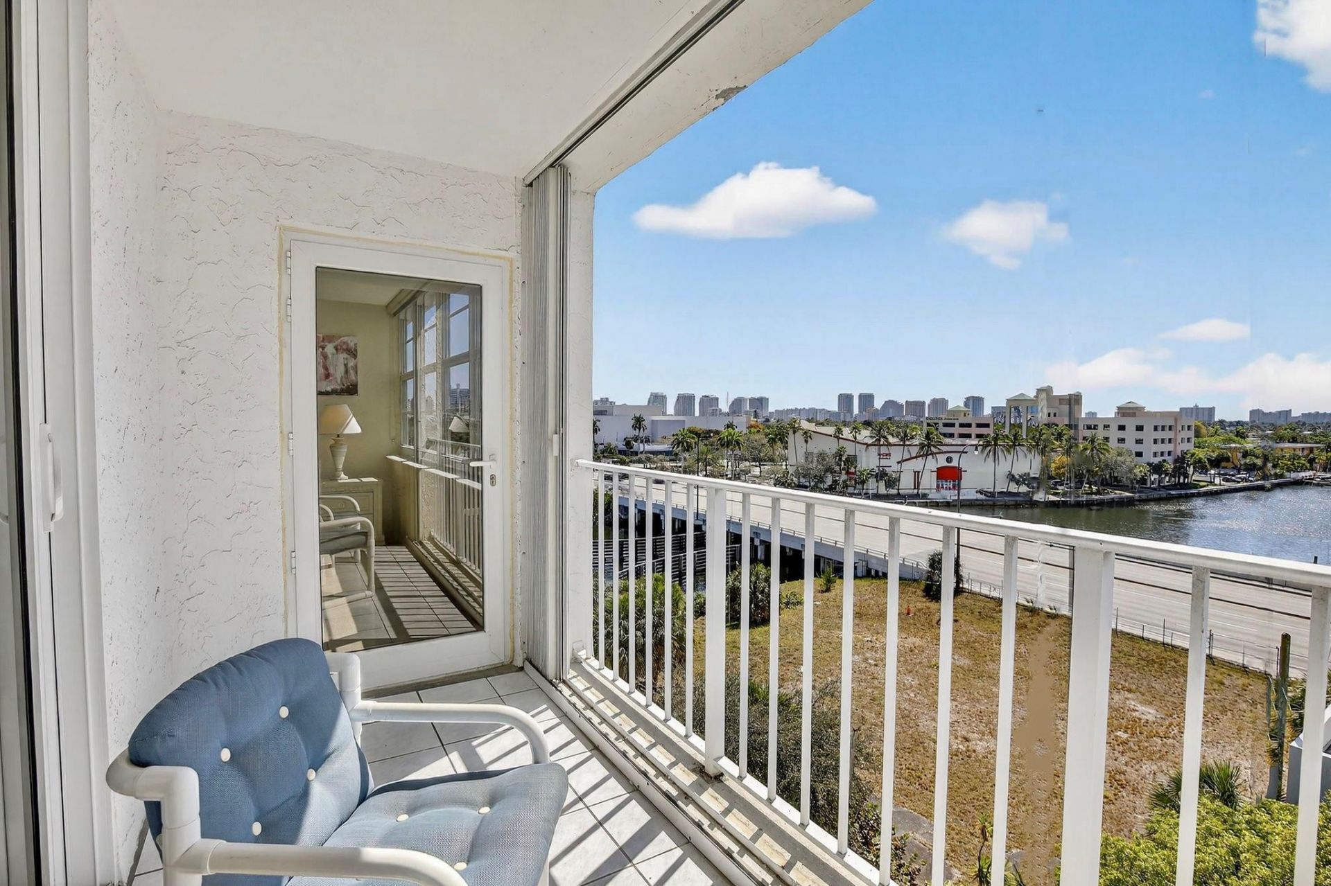 1160 N Federal Highway, Unit 714, Fort Lauderdale, FL 33304 Photo