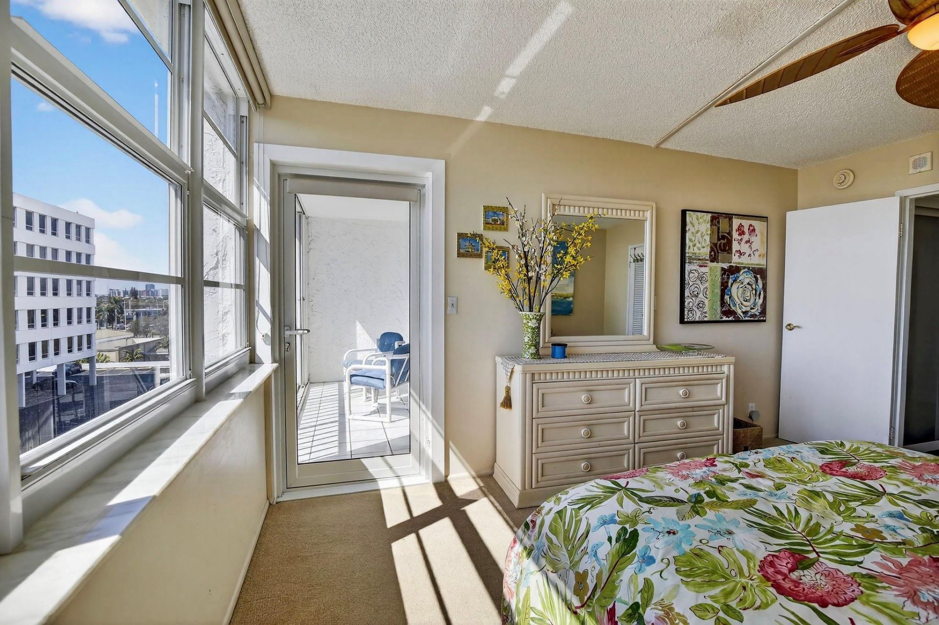 1160 N Federal Highway, Unit 714, Fort Lauderdale, FL 33304 Photo