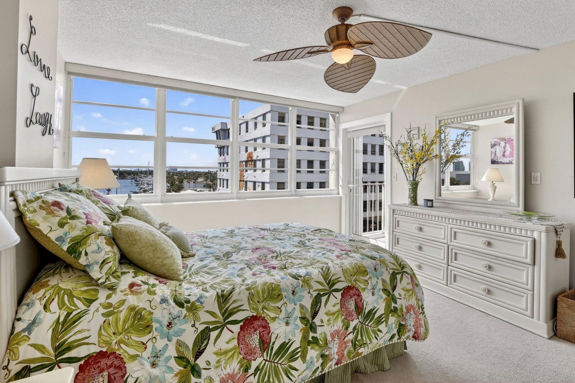 1160 N Federal Highway, Unit 714, Fort Lauderdale, FL 33304 Photo